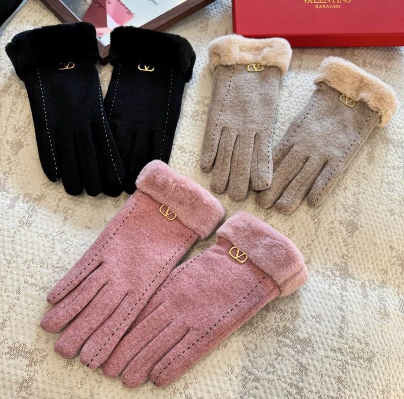 Valentino Gloves 110519